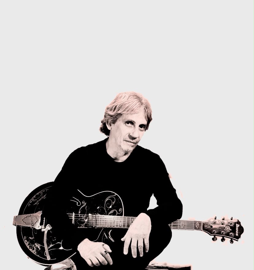 Murillo Valente com violão